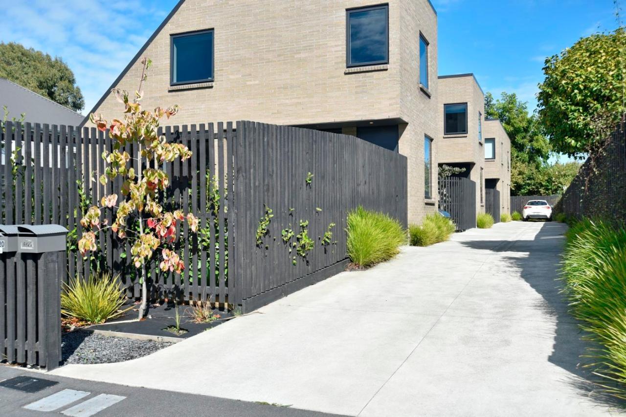 Dickens St - Christchurch Holiday Homes Eksteriør billede