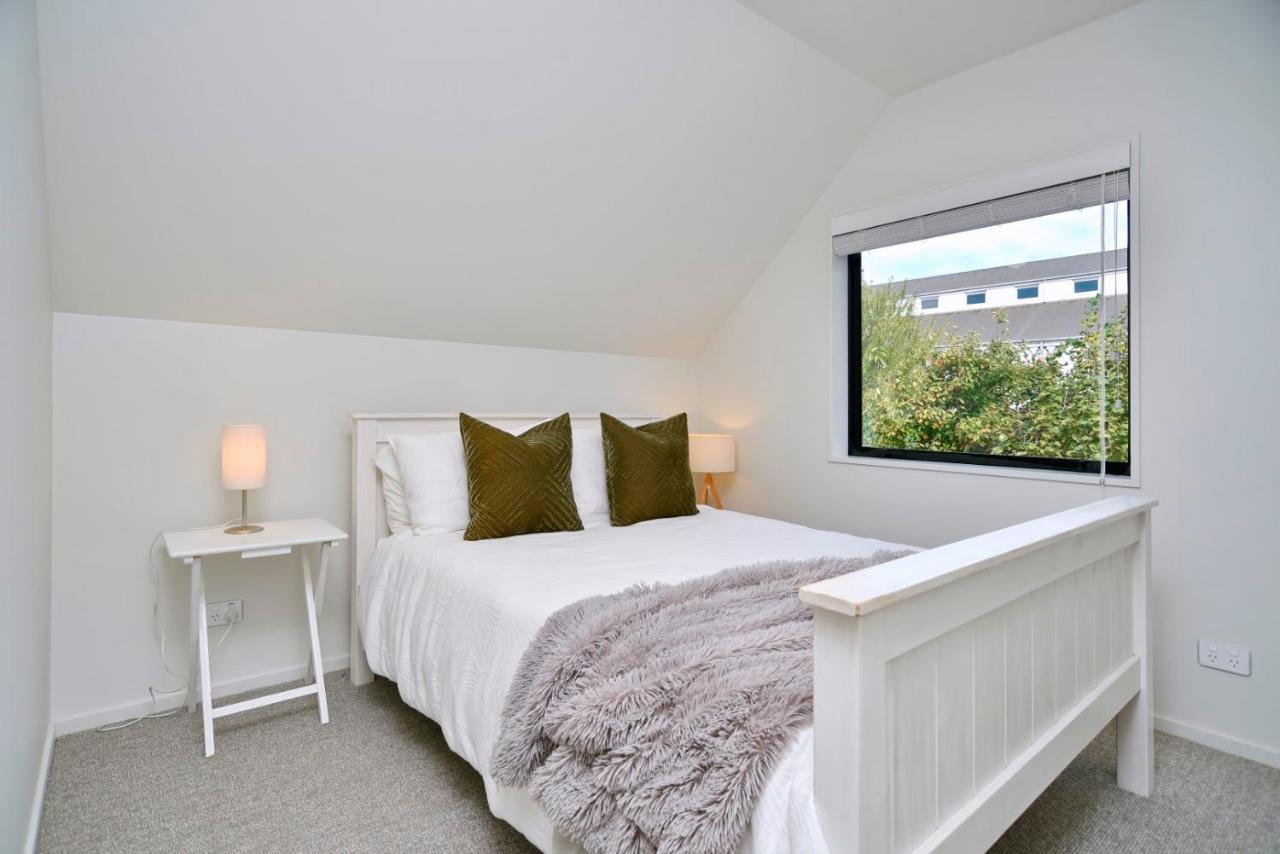 Dickens St - Christchurch Holiday Homes Eksteriør billede