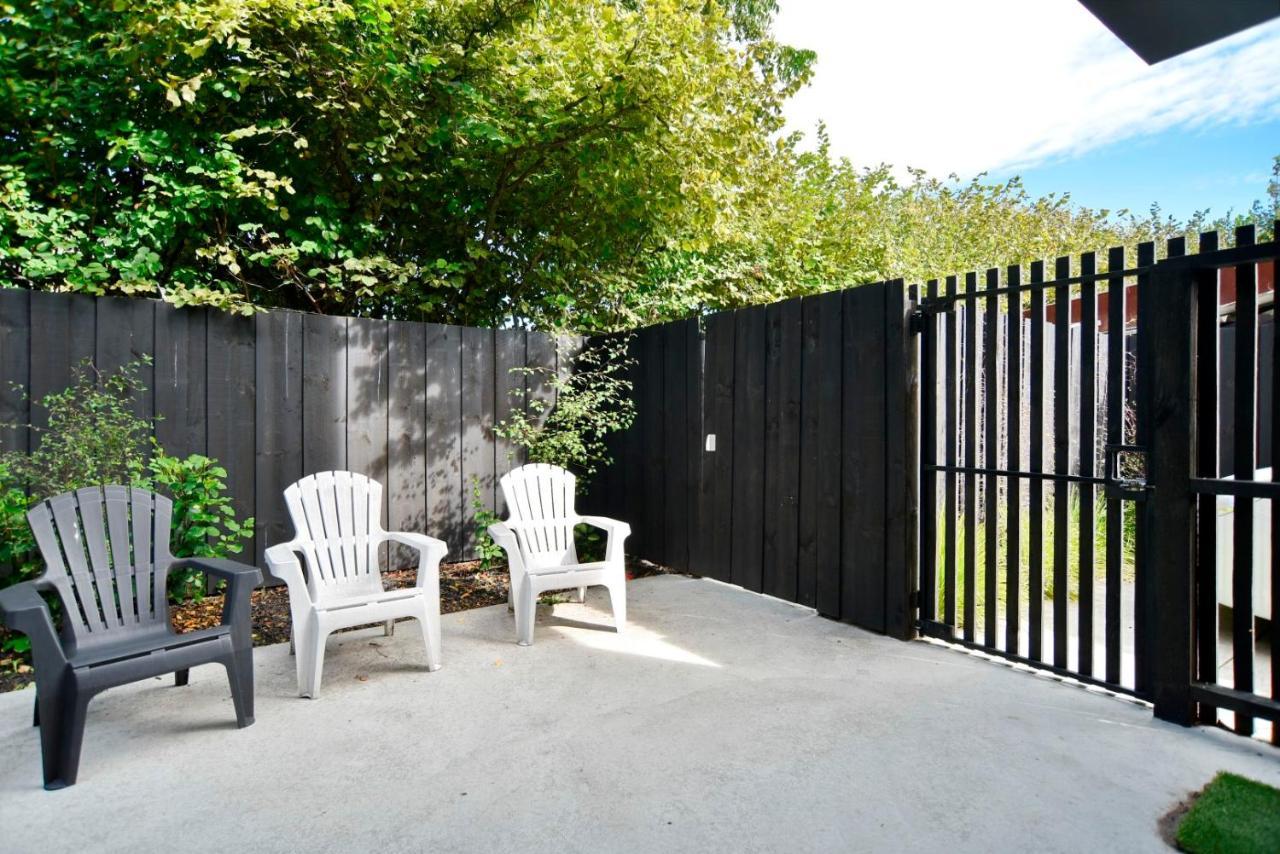 Dickens St - Christchurch Holiday Homes Eksteriør billede
