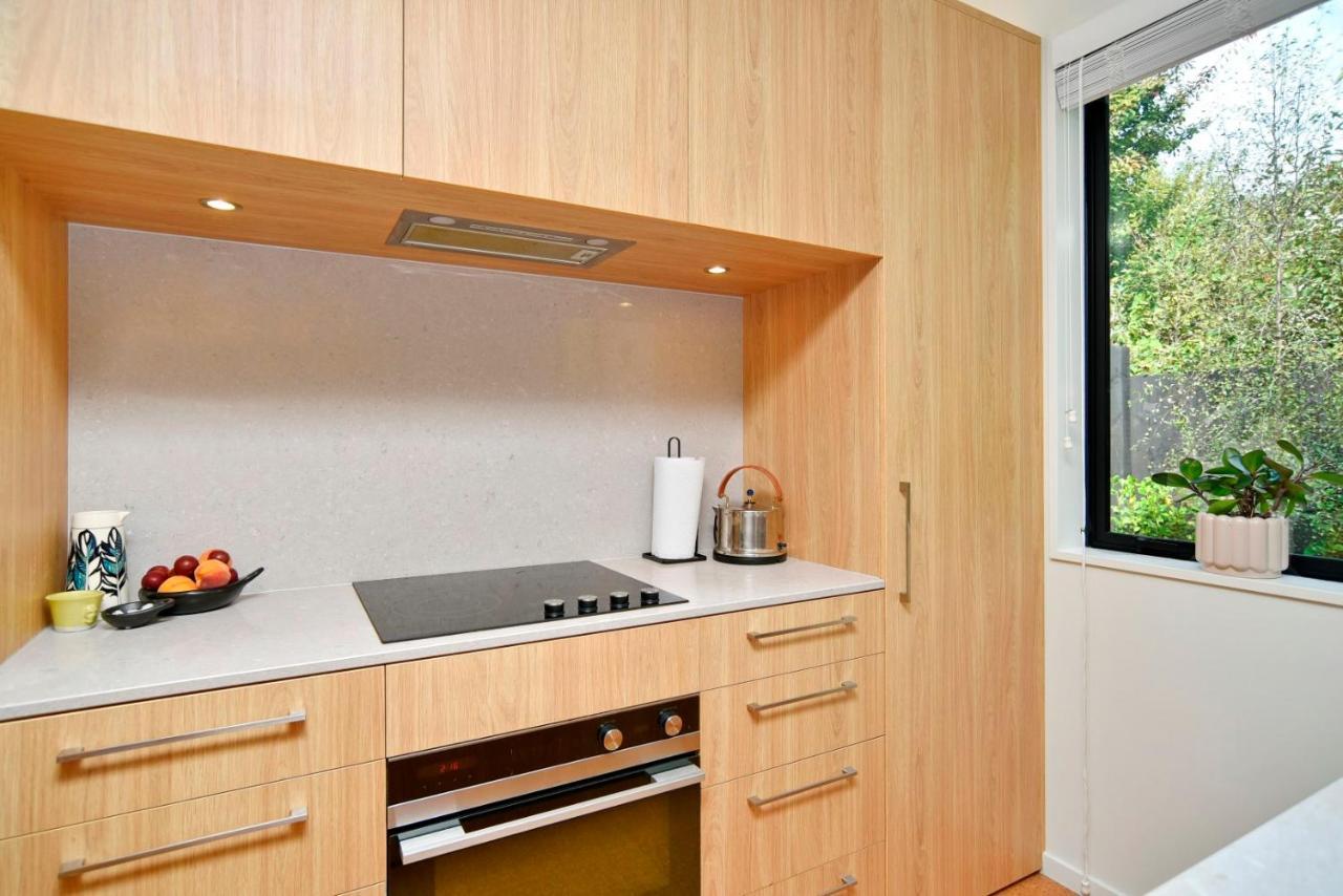 Dickens St - Christchurch Holiday Homes Eksteriør billede